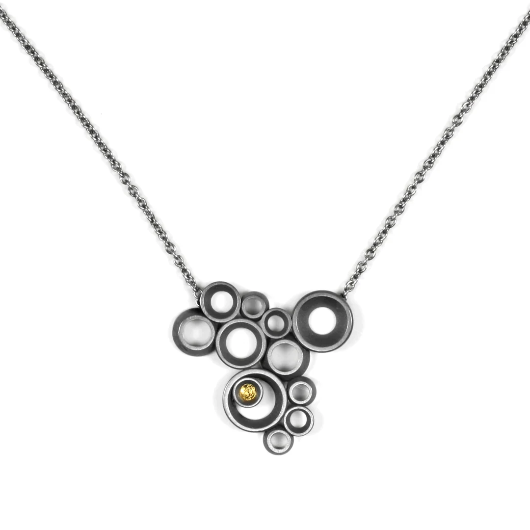c~cFM_necklace_djd.jpg