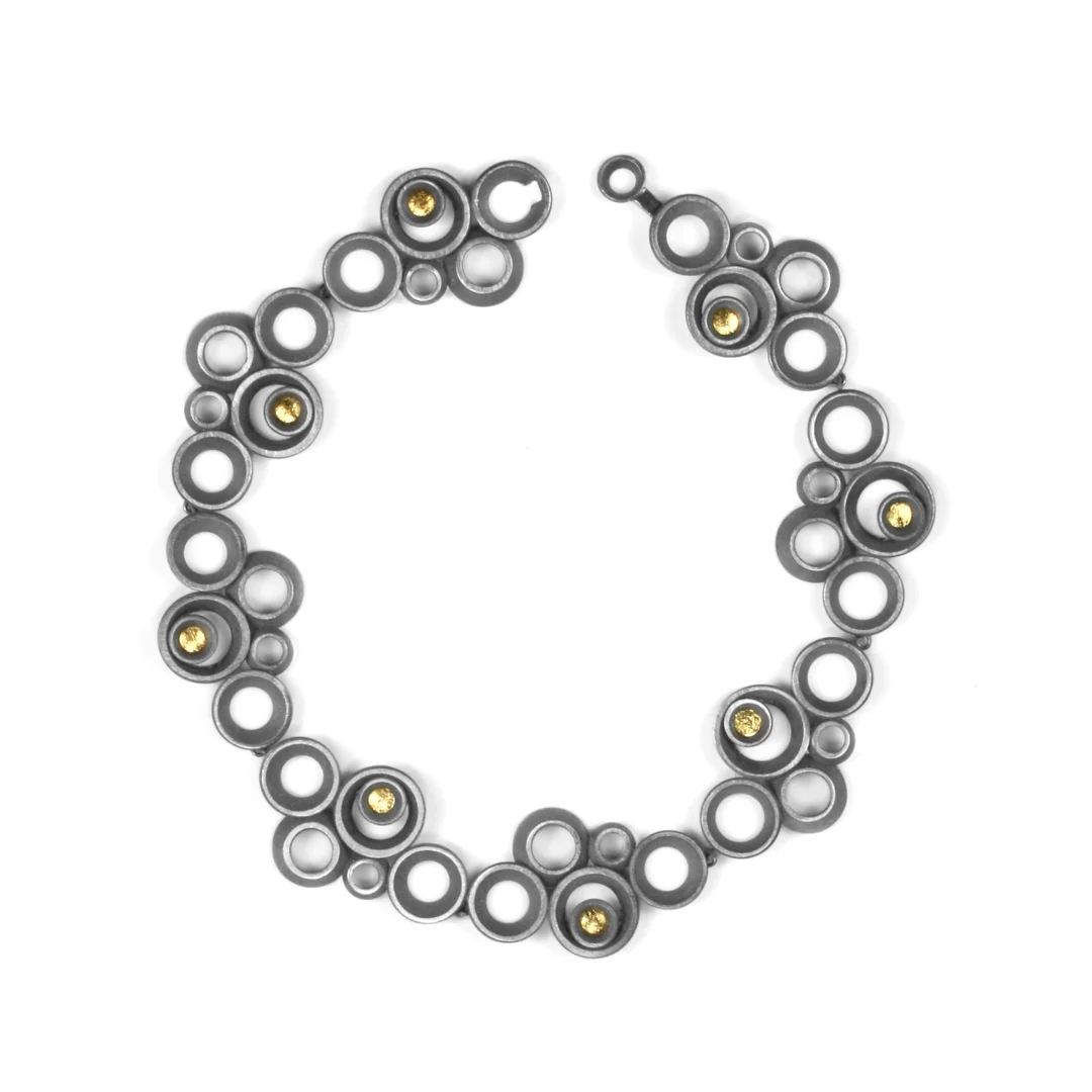 infinity_bracelet_djd.jpg