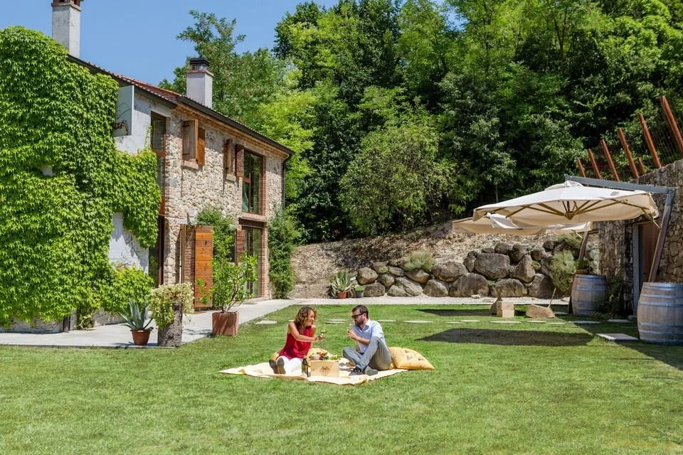 Maeli Volcanic Picnic (Copia)