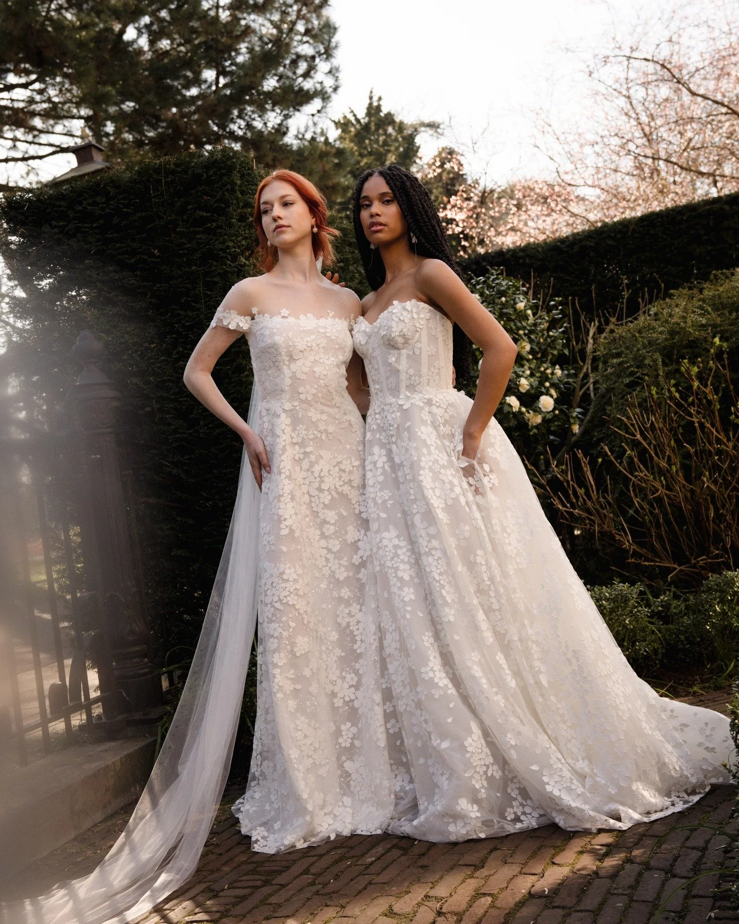 2026 Brides, the wait was worth it 🤍 
This is your bridal era!!

foto: @renskemeinema 
brides: @rosavangessel @noavantuijl 
muah: @muachantellealyssa