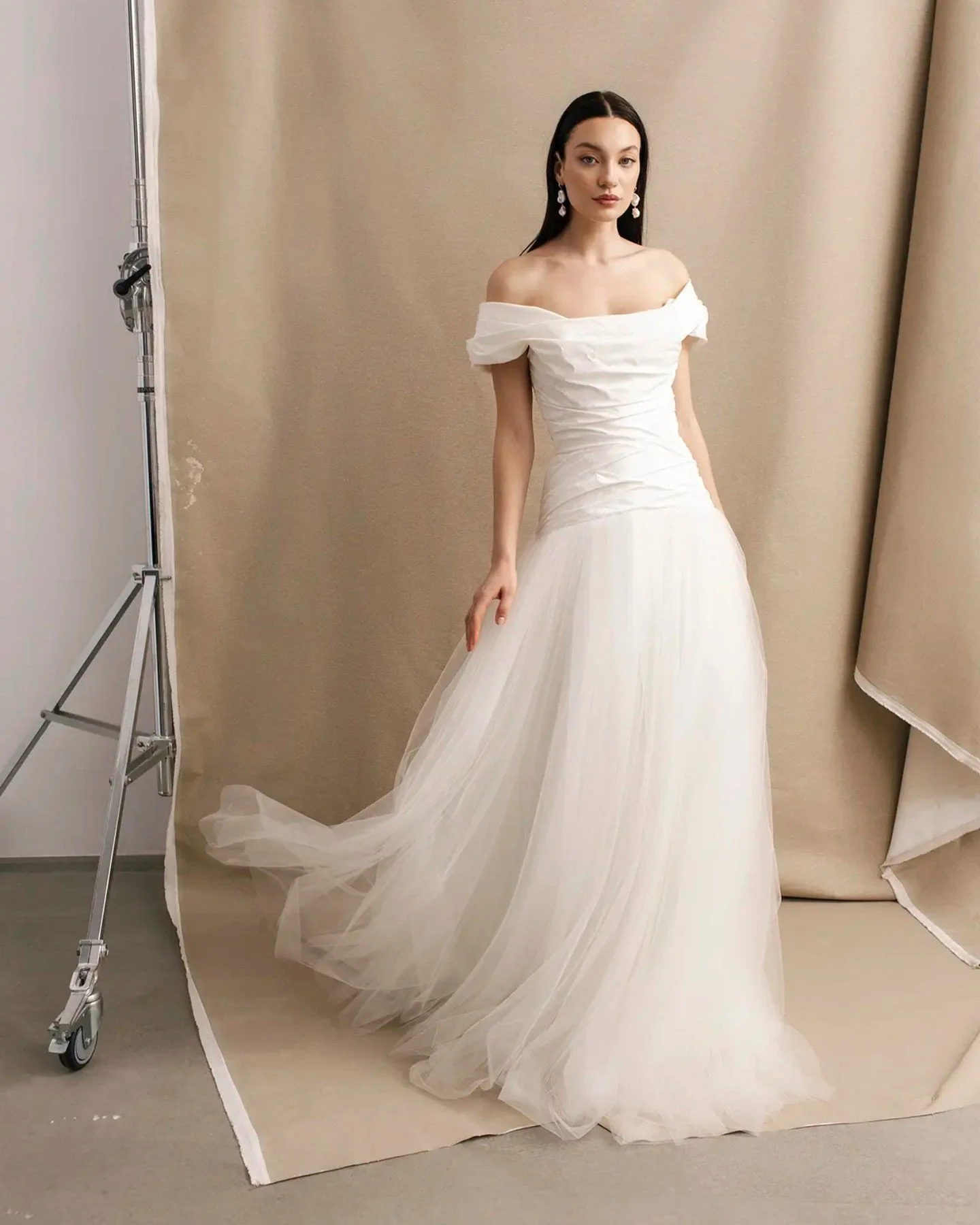 Silk taffeta with a delicate screen print. 

&lsquo;Yolanda&rsquo;