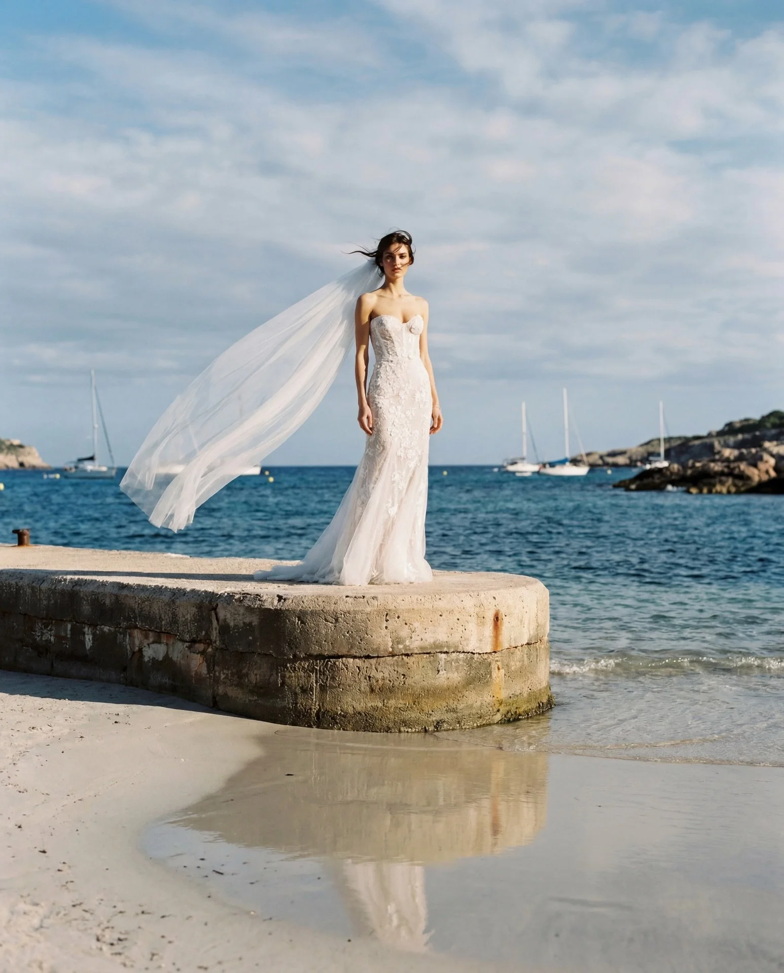 Summer is magic
⠀⠀⠀⠀⠀⠀⠀⠀⠀
&lsquo;Siren&rsquo; ..... Delicate lace with a subtle sparkle and 3D floral appliques.
