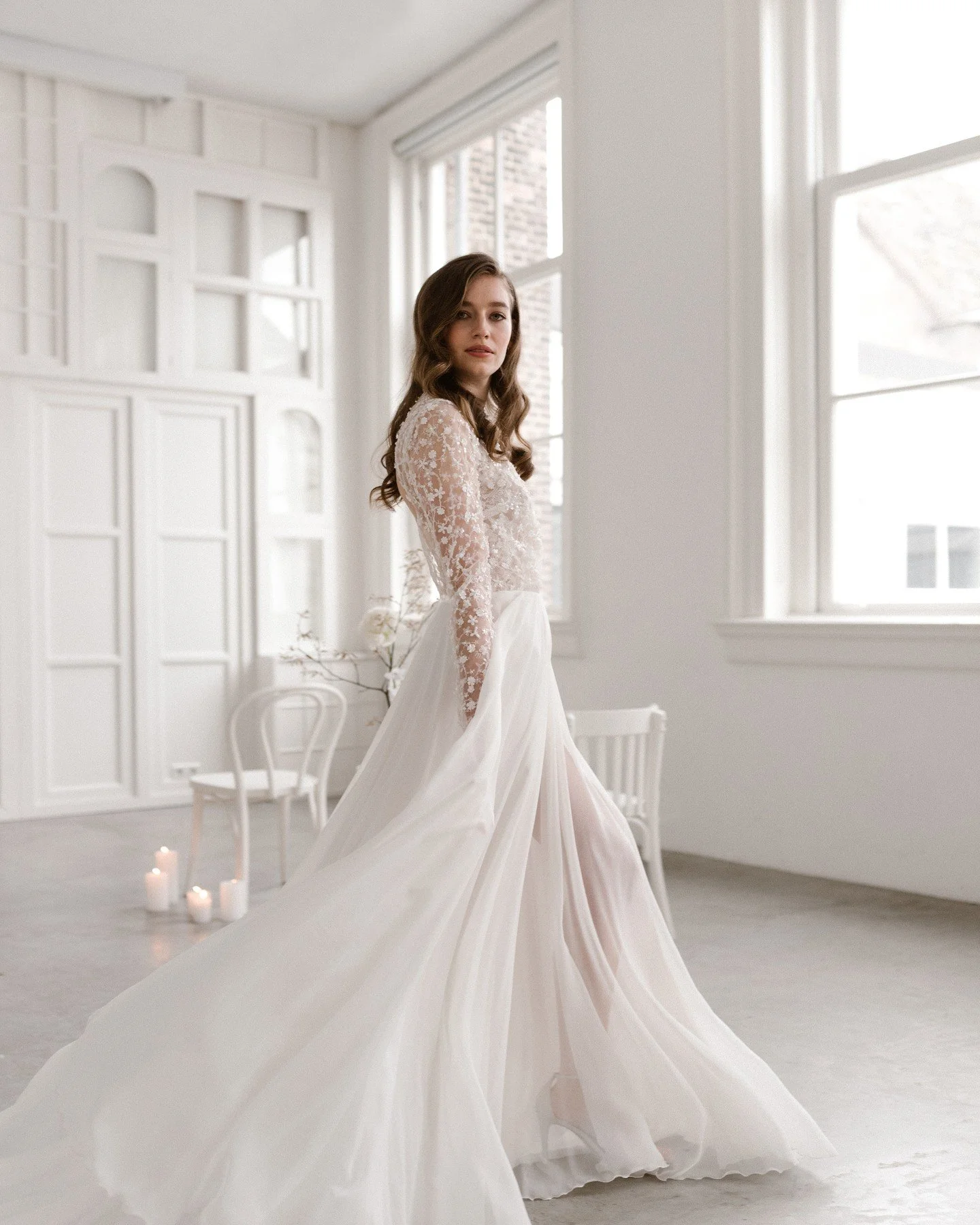 Summer light and delicate fabrics 

Captured  beautifully by @kimcapteinphotography_

Florals @edeniquefloraldesign
