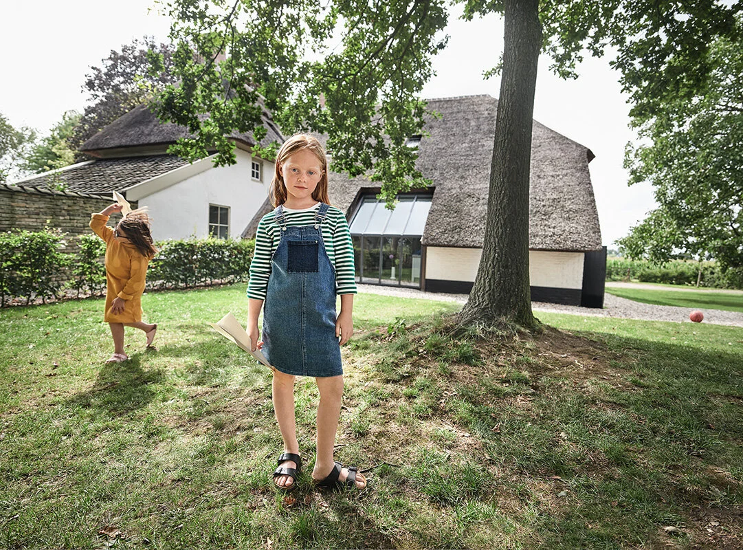 VF_KIDS PLAY_A BIG.jpg