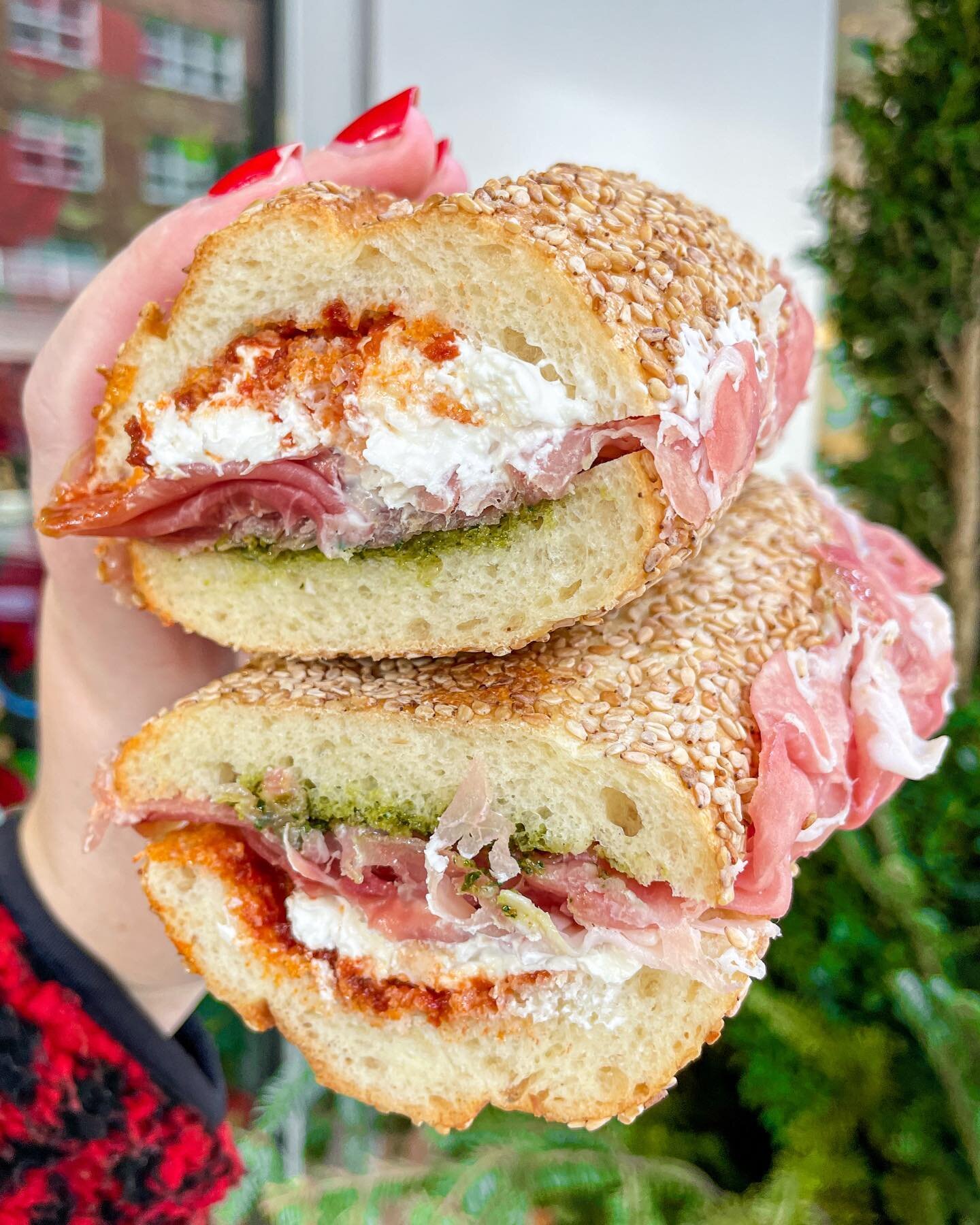 We meat again, Sandwich Smonday. 
📍: @alidoronyc 

This is the Gothamist sandwich on Semolina bread, which might be my favorite bread for this kind of sandwich (prosciutto, burrata, sun dried tomato paste and basil pesto). Thanks to the folks at @al