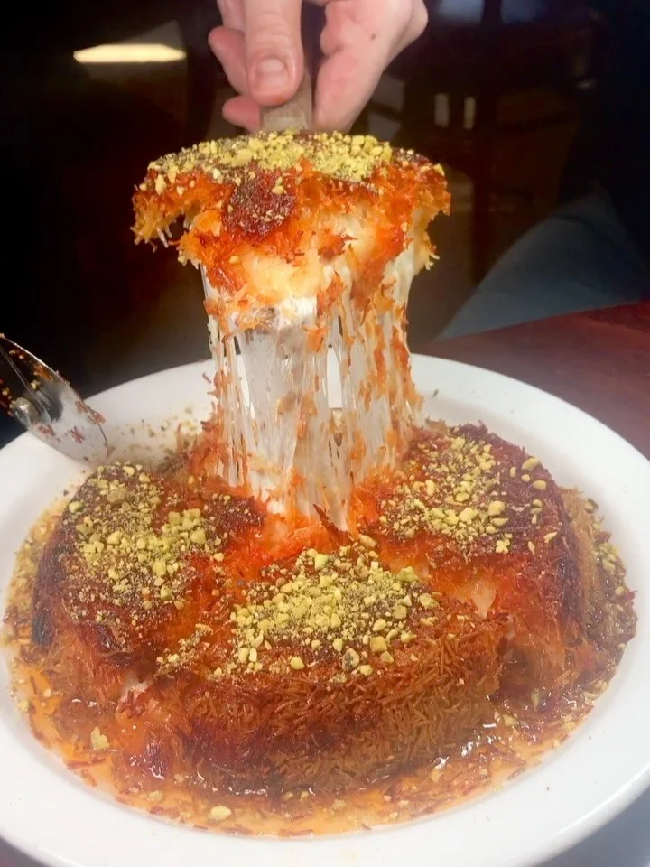 Making the decision to order kanafeh for dessert at Tanoreen is ch-easy. 
📍: @tanoreen
.
.
.
.
.
#tanoreen #kanafeh #bayridgeeats #southbrooklyn #nyctreats