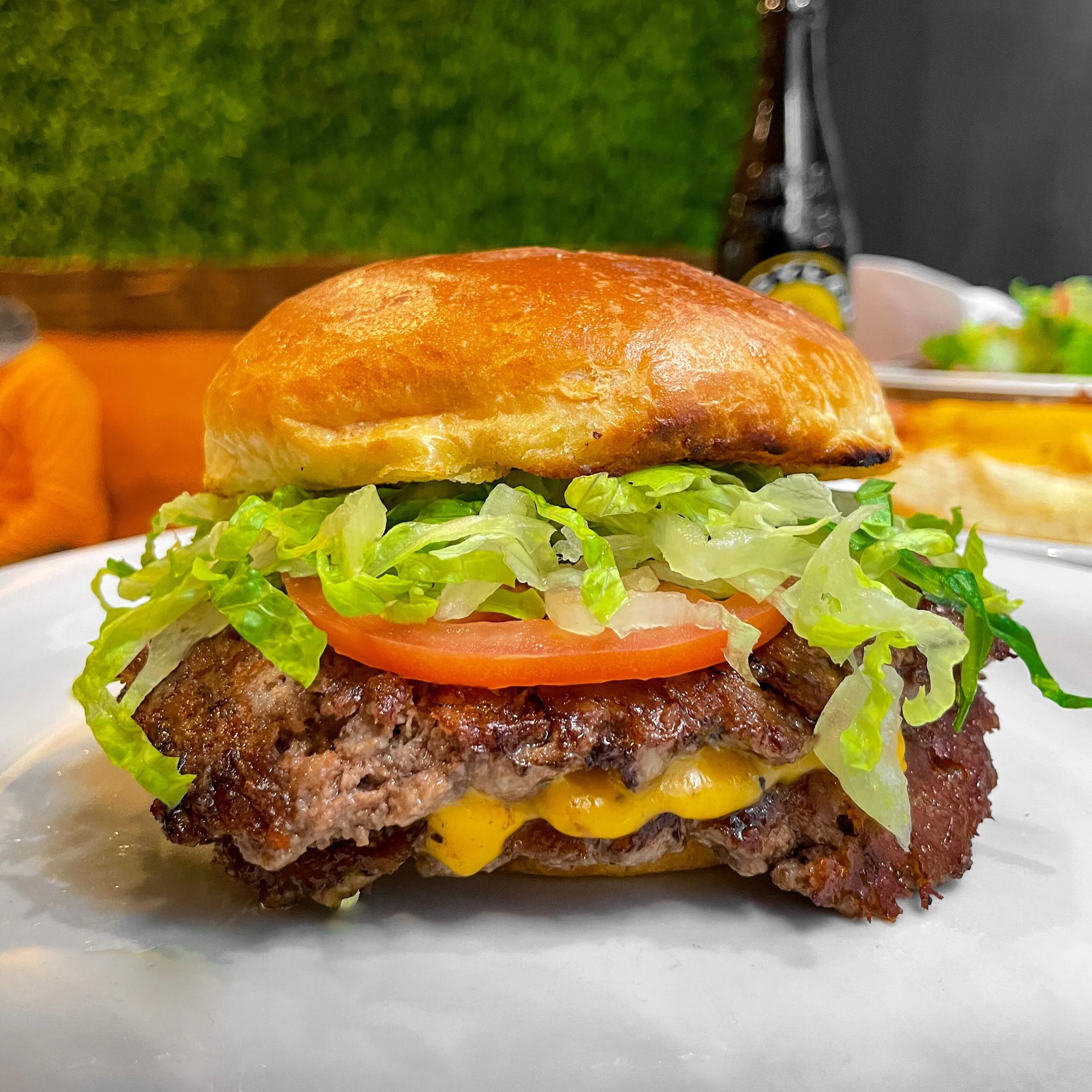 It may not be a great weekend for cooking outdoors, so may I suggest saving yourself from some soggy grilling and getting a burger or 12 from a spot like @handcraftburgers ?
.
.
.
.
.
#handcraftburgersandbrew #burgeratti #smashburger #cheeseburger🍔 