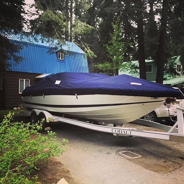 Full mooring cover for a Cobalt 252, protects entire top side from sun &amp; sheds water too. Made entirely from @sunbrella and will stay put in heavy winds. A Tahoe boat owners necessity and an investment that adds resale  value as well. #customboat