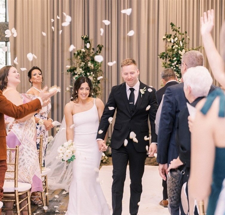 Every petal feels like a cheer, every bloom a blessing for the journey we&rsquo;re embarking on. Here&rsquo;s to the start of a forever filled with love and laughter.
⠀⠀⠀⠀⠀⠀⠀⠀⠀
Wedding Planning &amp; Design: @jraeweddings
Photography: @nicolesarahwed