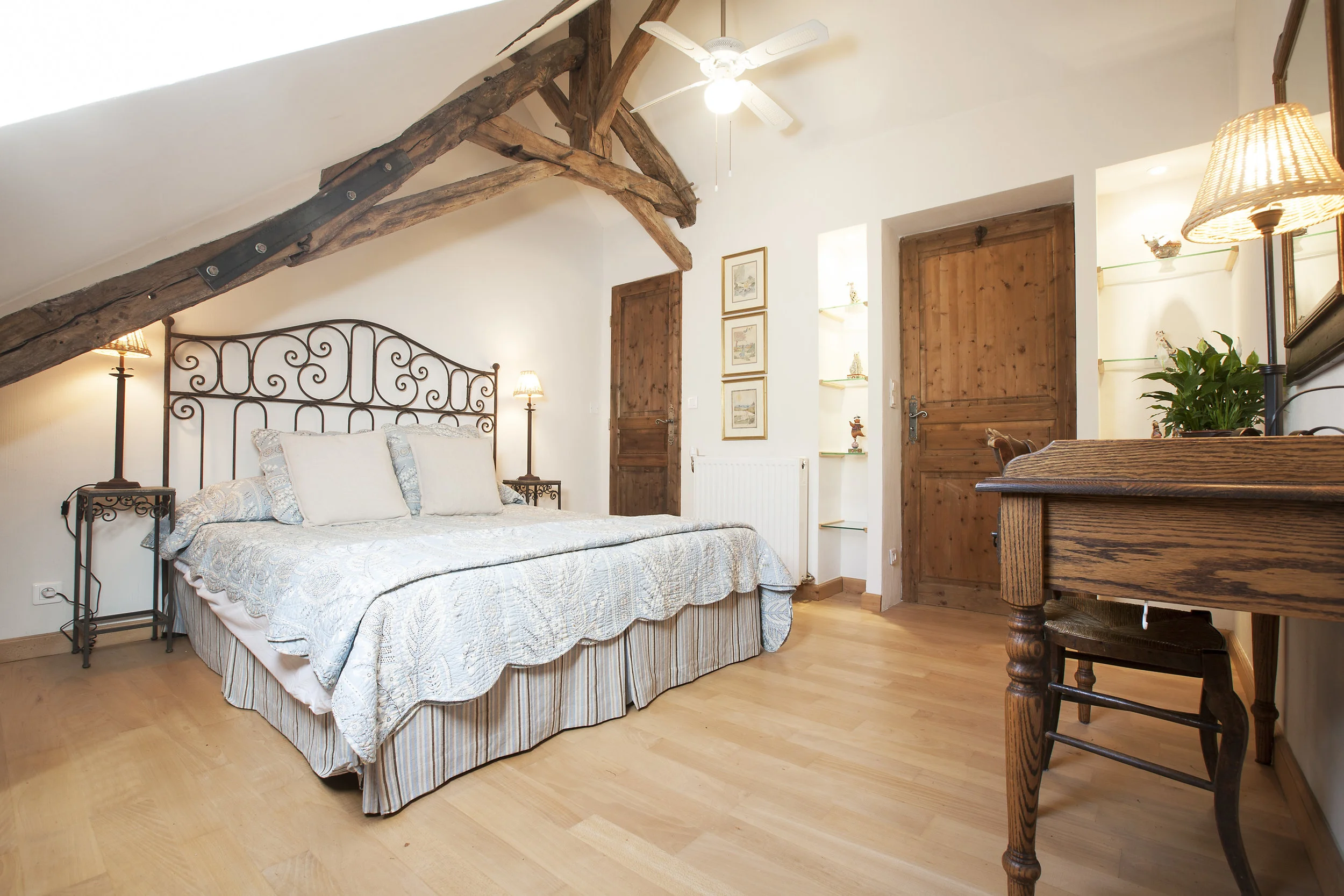 Rouge - Bedroom 2.jpg