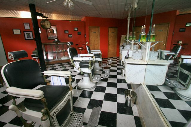 1930s Barbershop