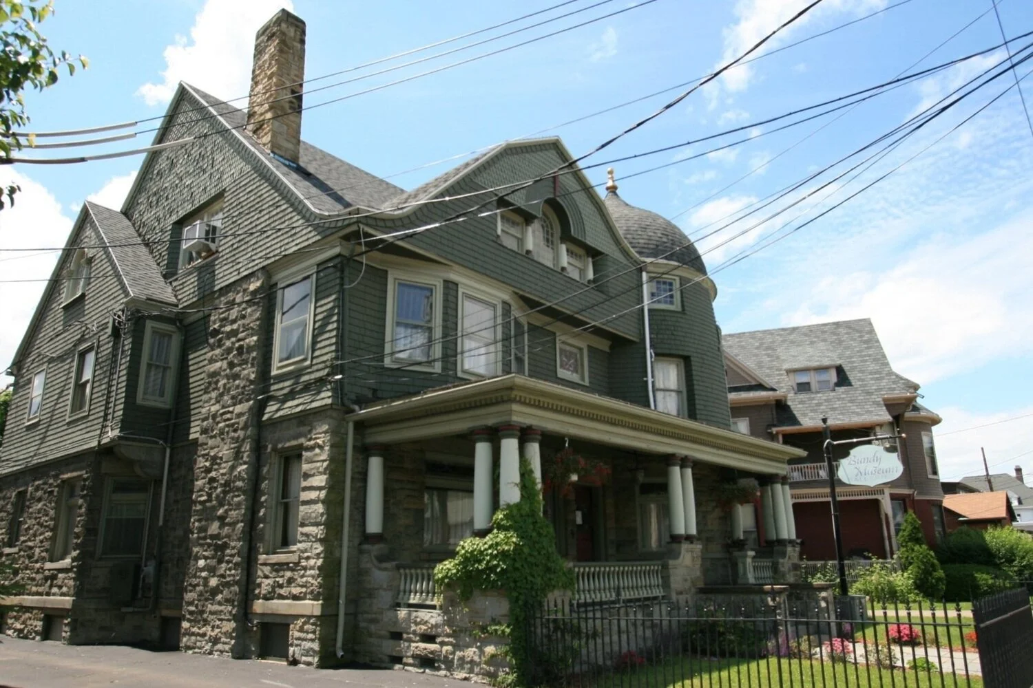 Bundy-original banner image.jpg