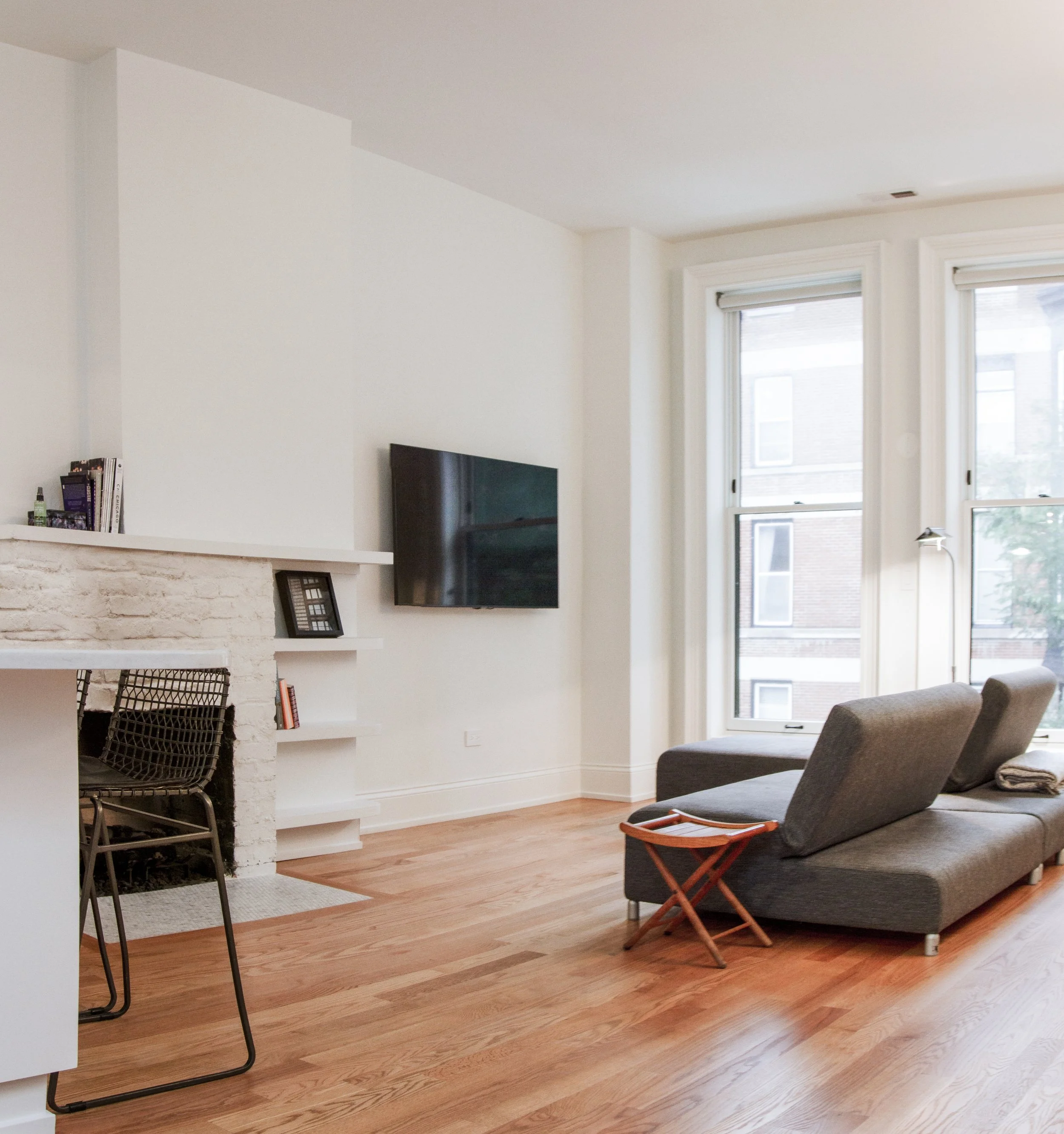 LINCOLN_LIVING ROOM.jpg