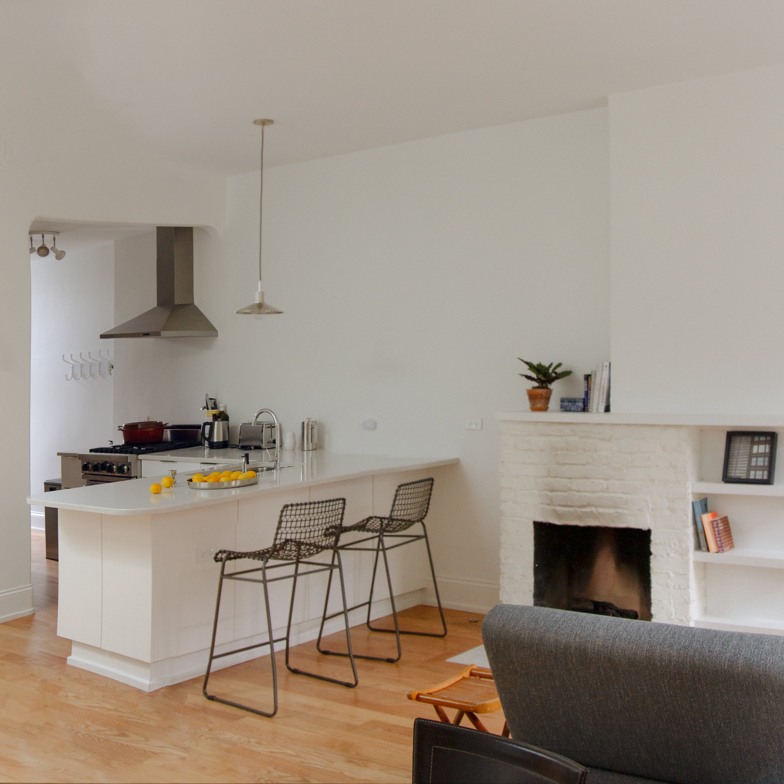 LINCOLN_KITCHEN AND LIVING ROOM.jpg