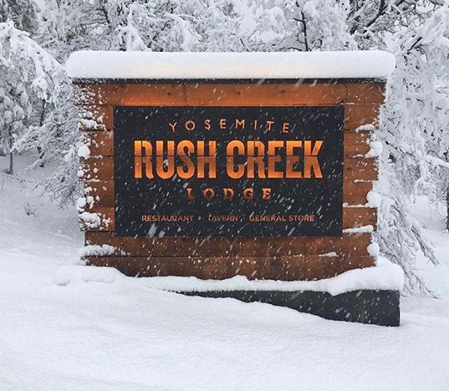Put the entry signs up for Rush Creek a couple of years ago. Nice to see them in the snow with the backlighting! #livingironsteelworks #livingiron #rushcreeklodge #yosemite