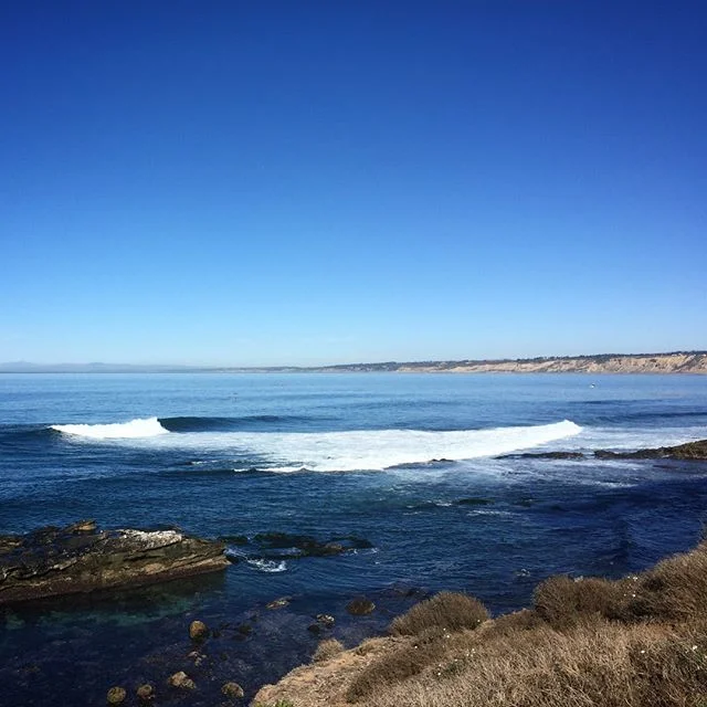 BODYSURF
My jacked up foot is no good for stand up surfing right now. Remarkably it&rsquo;s OK in swim fins? South and North Peaks empty and bombing yesterday. 
I surfed both. 
Bananas 🍌🍌🍌 I&rsquo;ve had two bodysurfing ride out barrels in my life