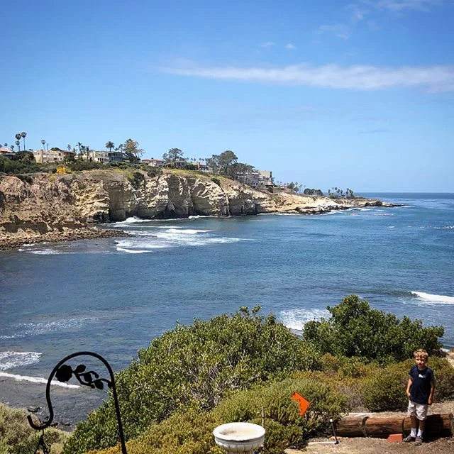 HAPPY MOTHERS DAY 
God bless all the Mamas! 🎉💯
On our hike I was commenting to the family &ldquo;If I could have any house in La Jolla, this would be the one&rdquo; and just then the owner came out and invited us in to the yard (this first shot). G