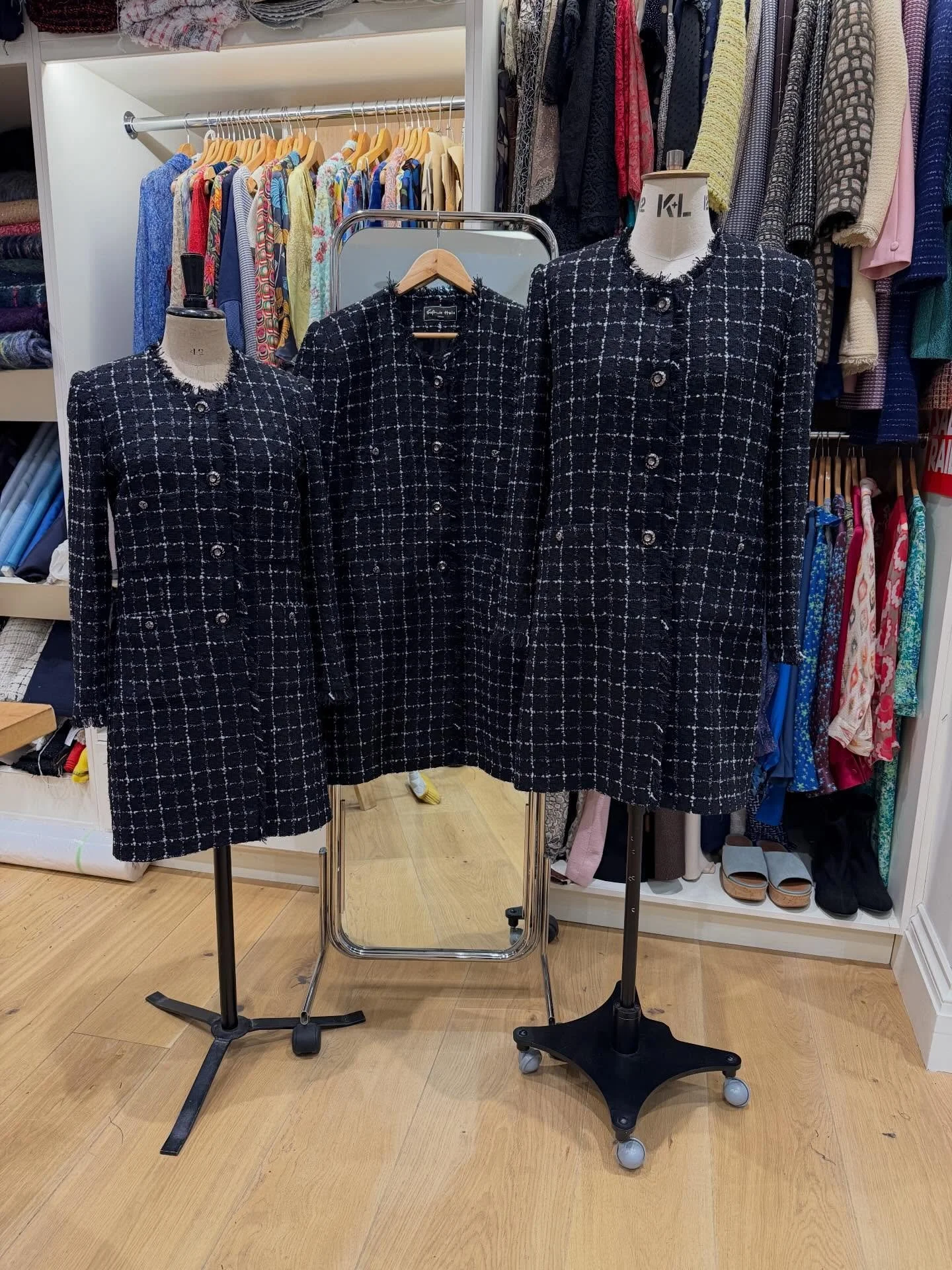 These Sophie Hale signature jackets have been a popular choice this month! All going out to keep some lovely customers warm. 

#bespoke #tailormade #sustainablefashion