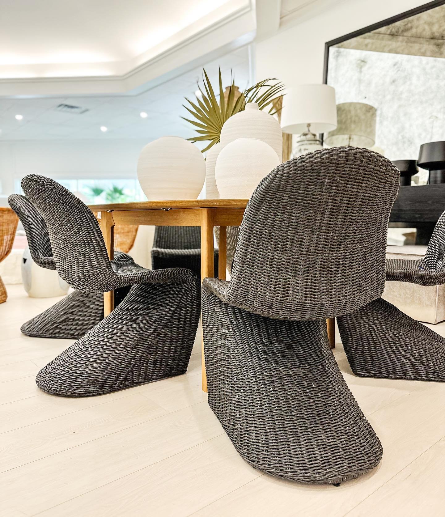 Suitable for indoor and outdoor use, these curved back chairs are showstoppers. 6 available in black at the store or in other finishes to order 
.
.
.
#HazelHouseVero #ShopHazelHouse #VeroBeach #32963 #VeroBeachInteriorDesign  #ShopLocal #HomeDecor #