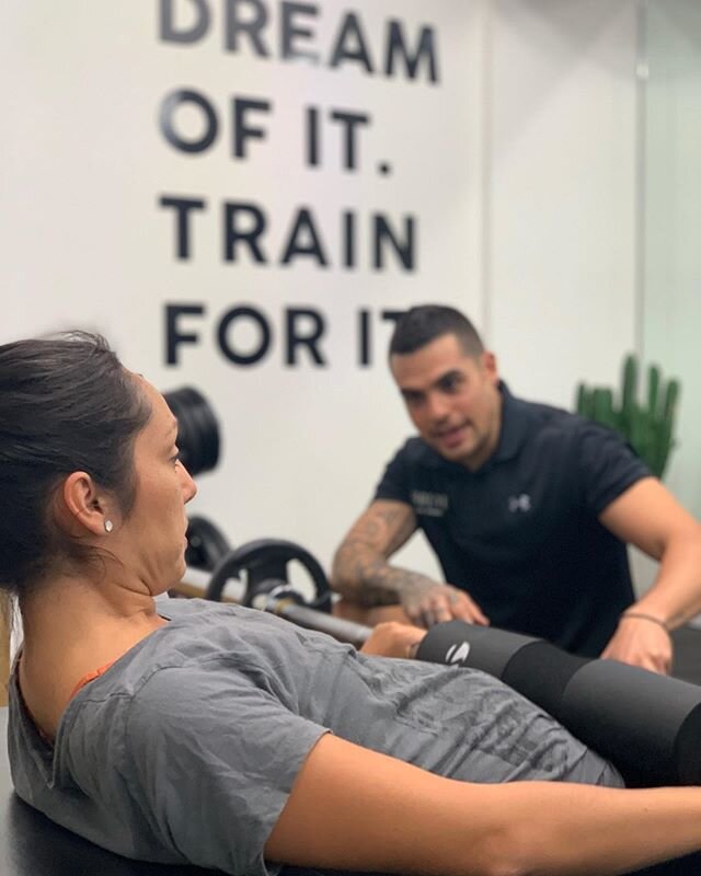 Personal programs that are specifically designed for your goals, limitations, lifestyle, injuries and time. 
@evolvehealthstudio 
GET STARTED in January and receive NO JOIN UP FEE and a FREE PROGRAM UPGRADE 😱
@evolvehealthstudio 
Hurry offer ends Fe