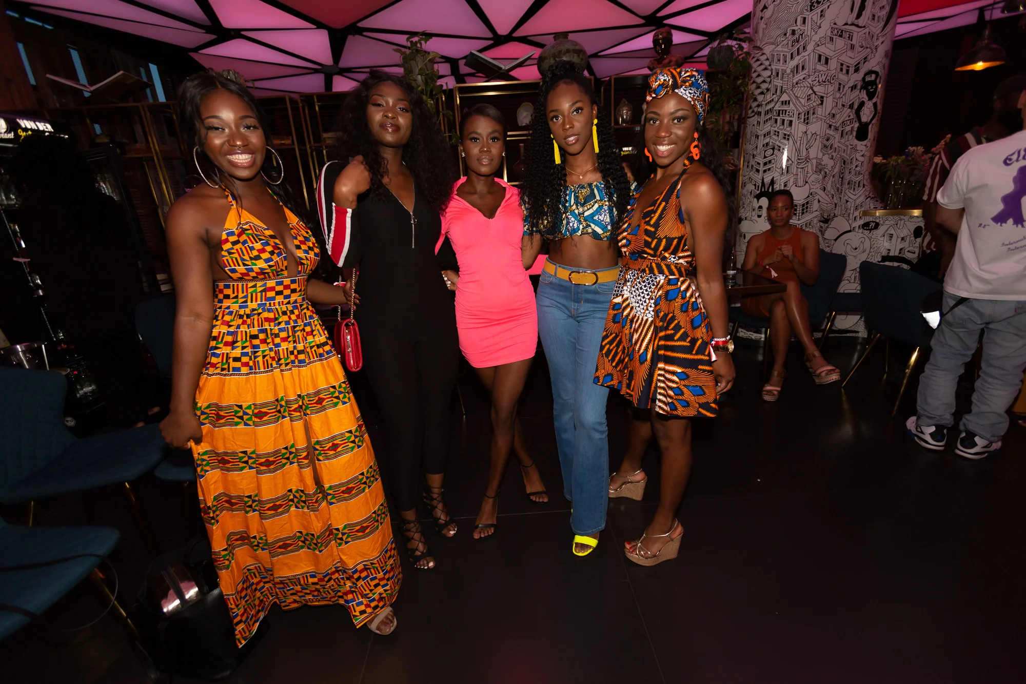 Unsere wunderschönen Gästinnen, darunter die Influencerinnen Henriette Campbell , Ohema Ashanti und Ohemaa Glory , (C) Philipp Primus