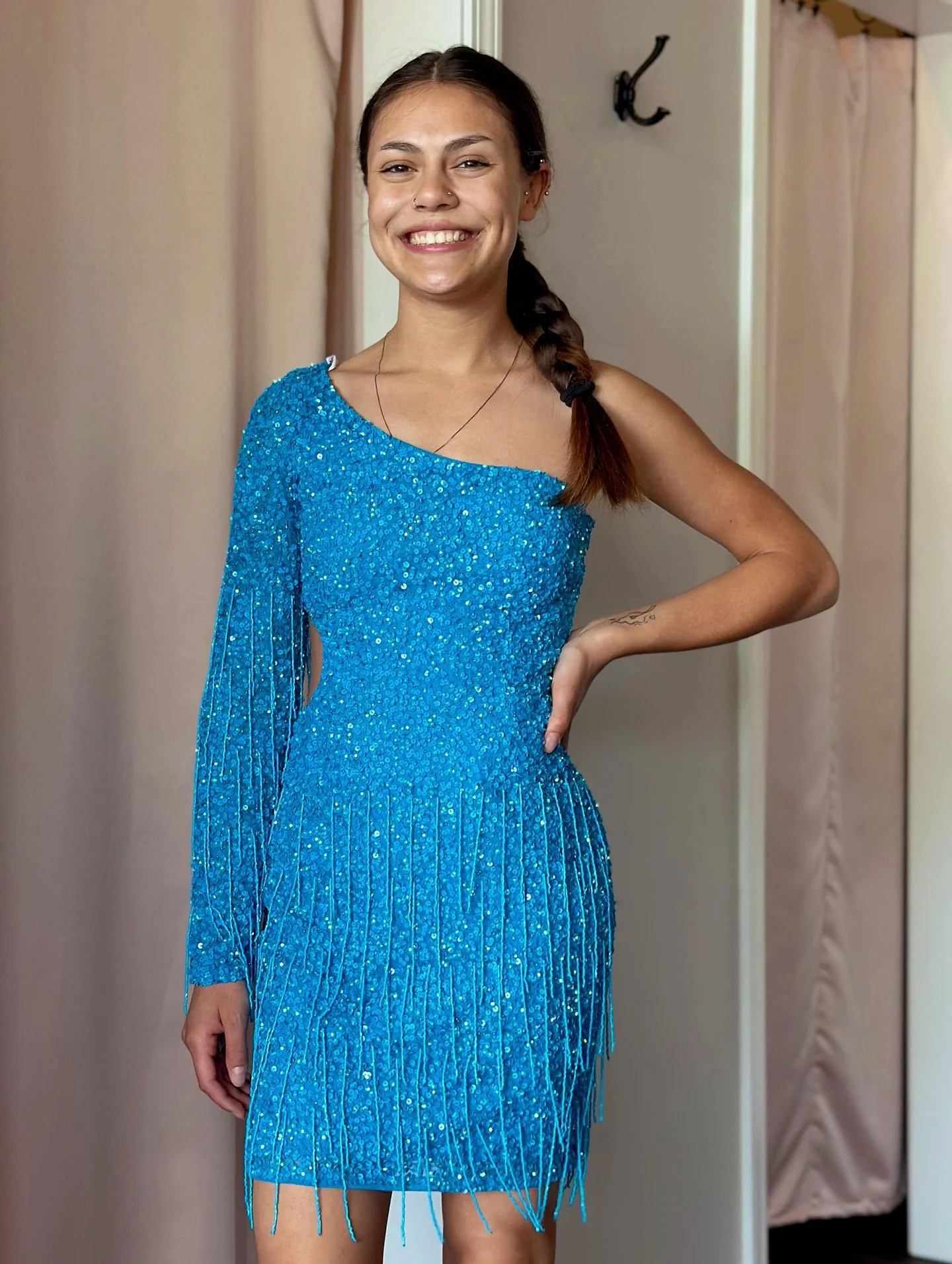 This new album has us pulling out all the showgirl styles 💙✨ How stunning is this fringe homecoming dress? 

We can&rsquo;t wait to see all of your hoco photos this season &mdash; make sure to tag us @believeprom so we can feature you too! 🥰

#beli
