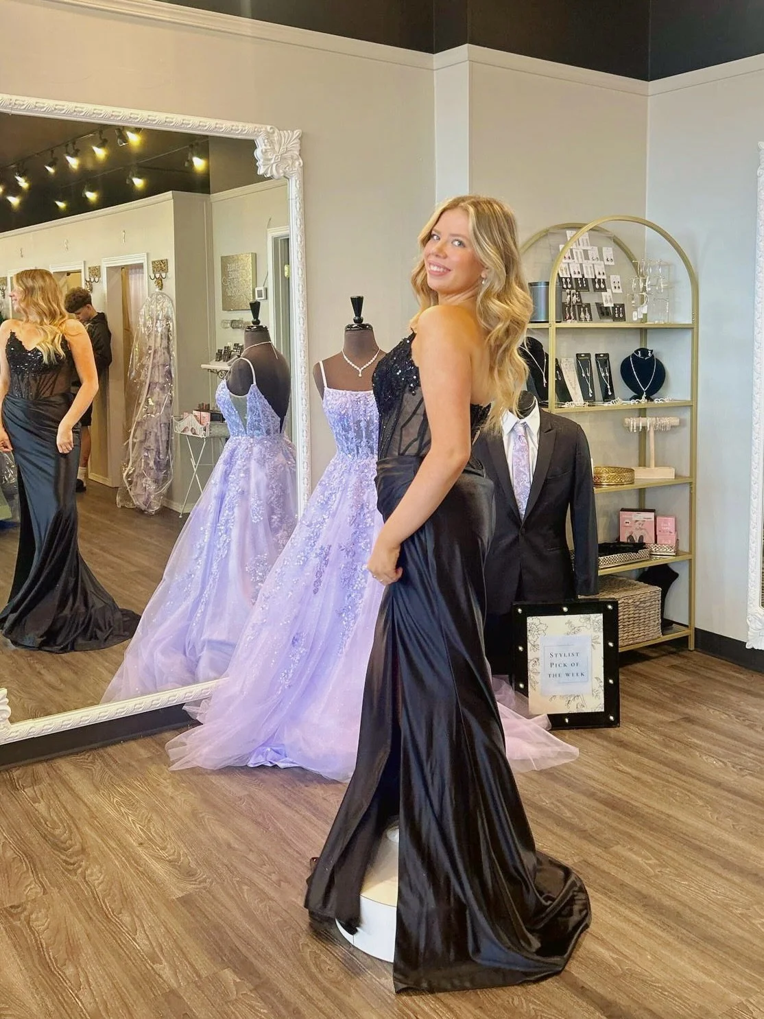 So beautiful in this chic black dress 🖤💎

#believeprom #prom2026 #promshopping #promdressshopping #blackdress