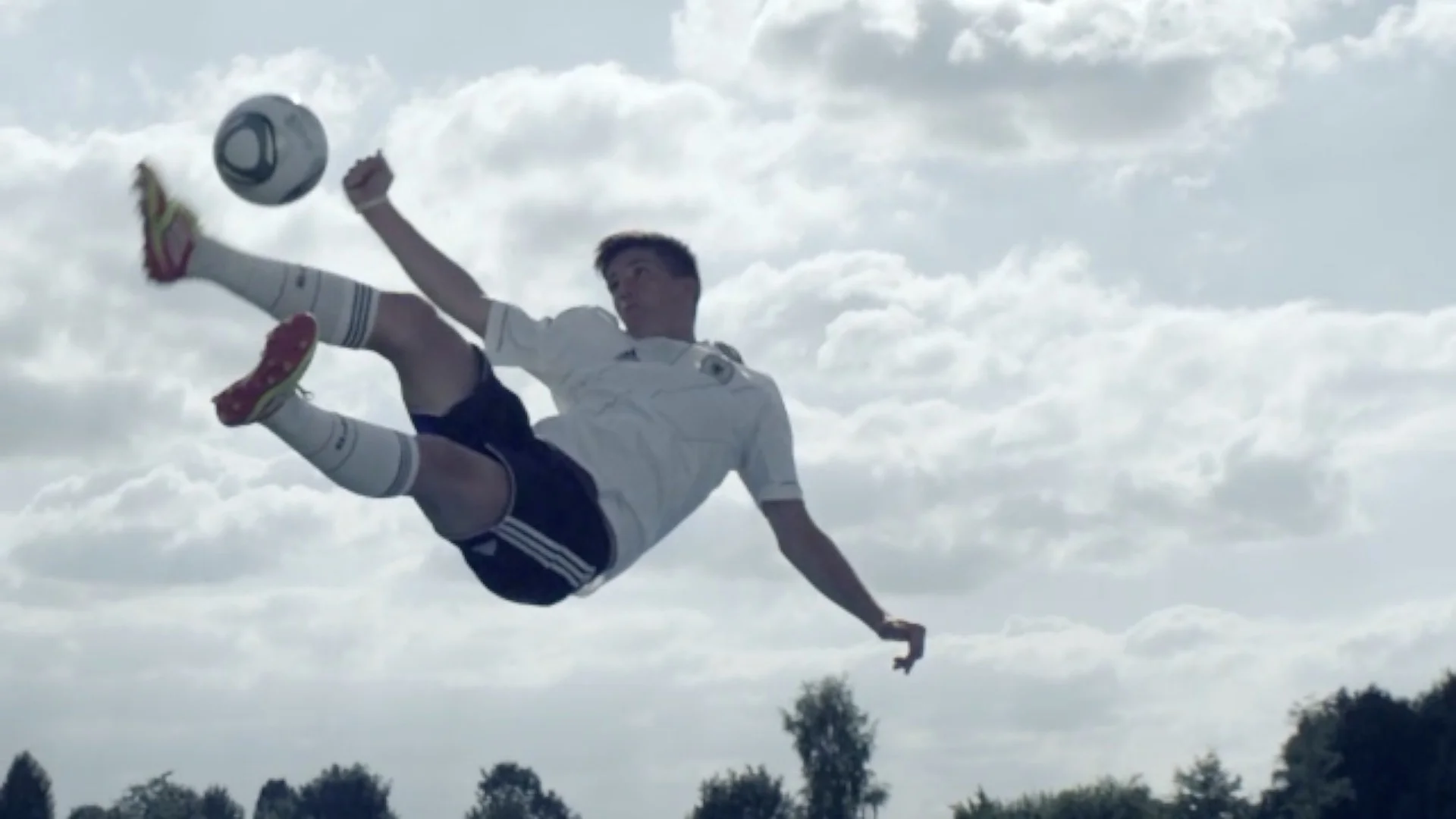 Adidas Germany - Directed by Mark Zibert
