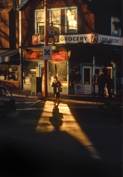 Source: http://www.laurencemillergallery.com/exhibitions/fred-herzog?view=slider#12