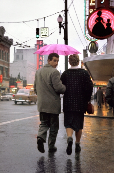 Source: http://www.laurencemillergallery.com/exhibitions/fred-herzog?view=slider#12