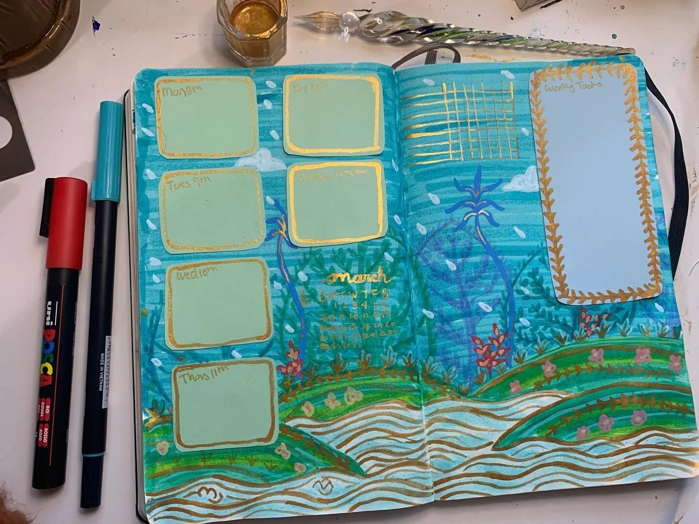 Second weekly spread of March! Inspired by the beginning of Raya and the Last Dragon.