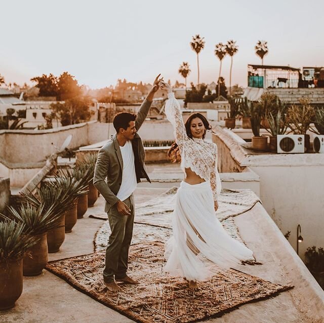 A moroccan dream just for two
🌙
These pictures reflects exactly how I feel about celebrating more love stories soon in the most magical place on Earth
.
If you need some magic and celebrate love with your adored one simply send us your letter.
...
U