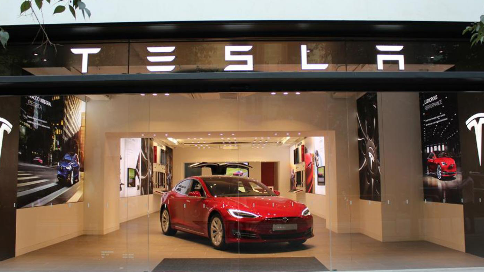 thumb-tesla.png