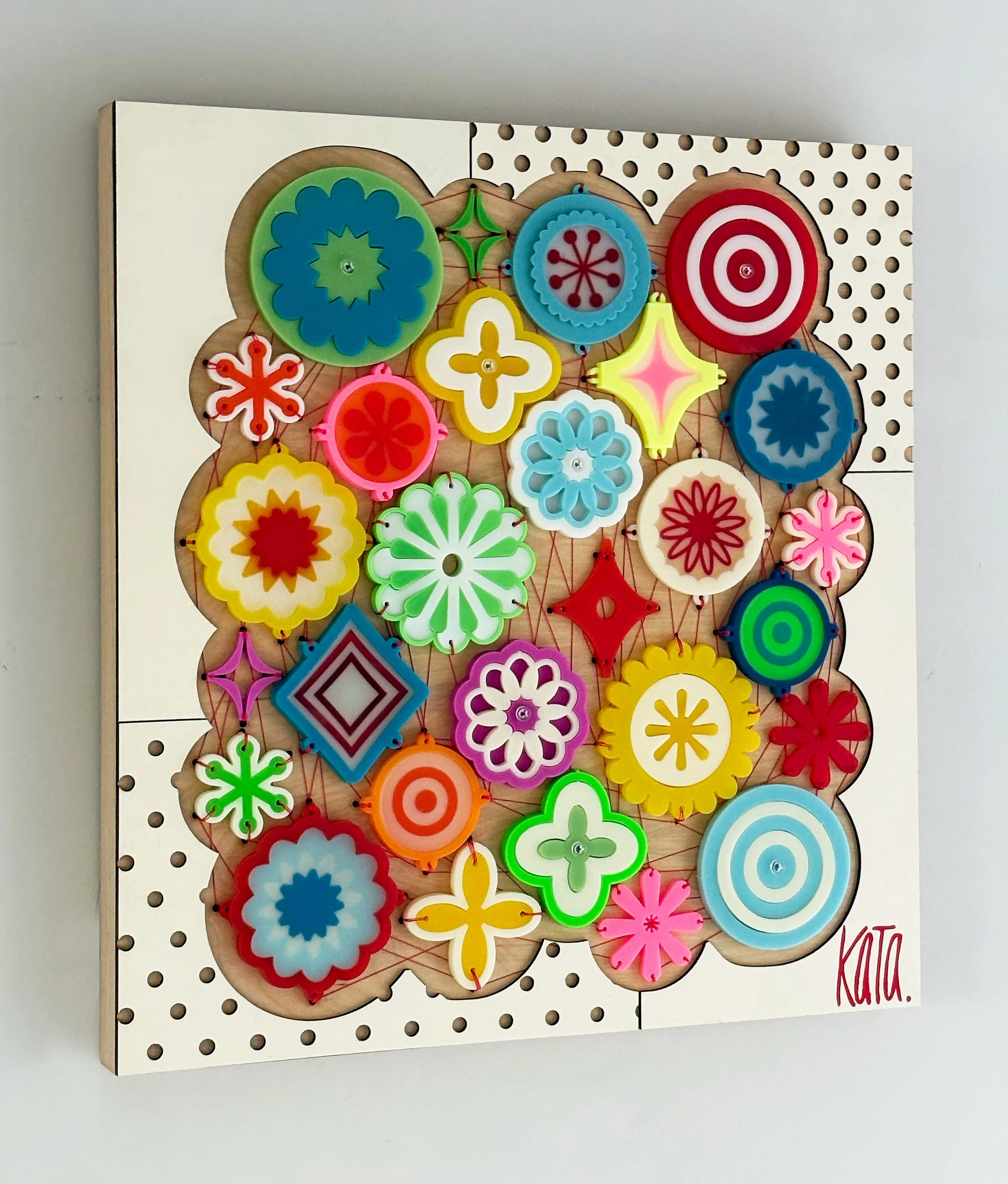 Trinkets1026_angle.jpg