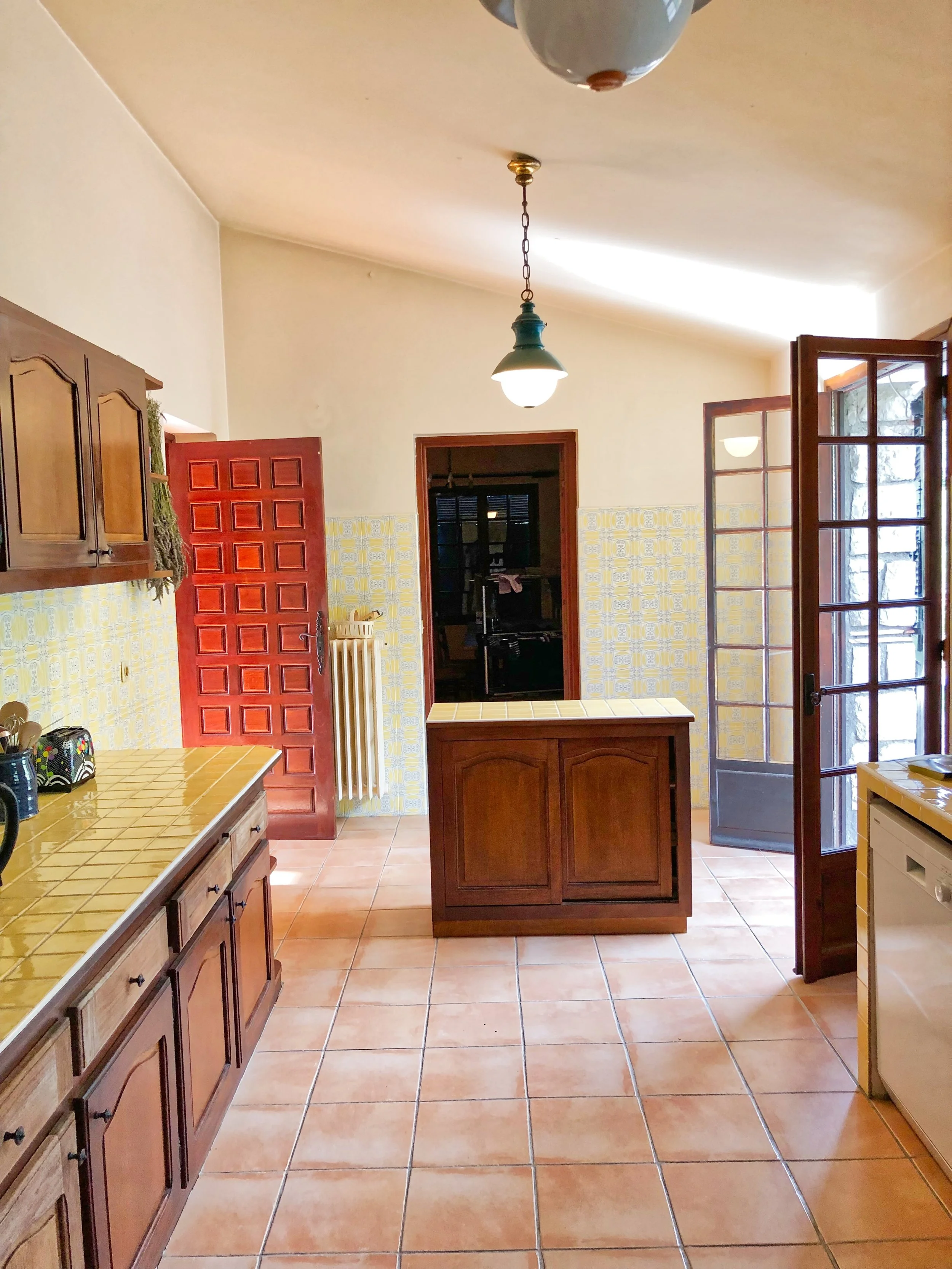 kitchen1.jpeg