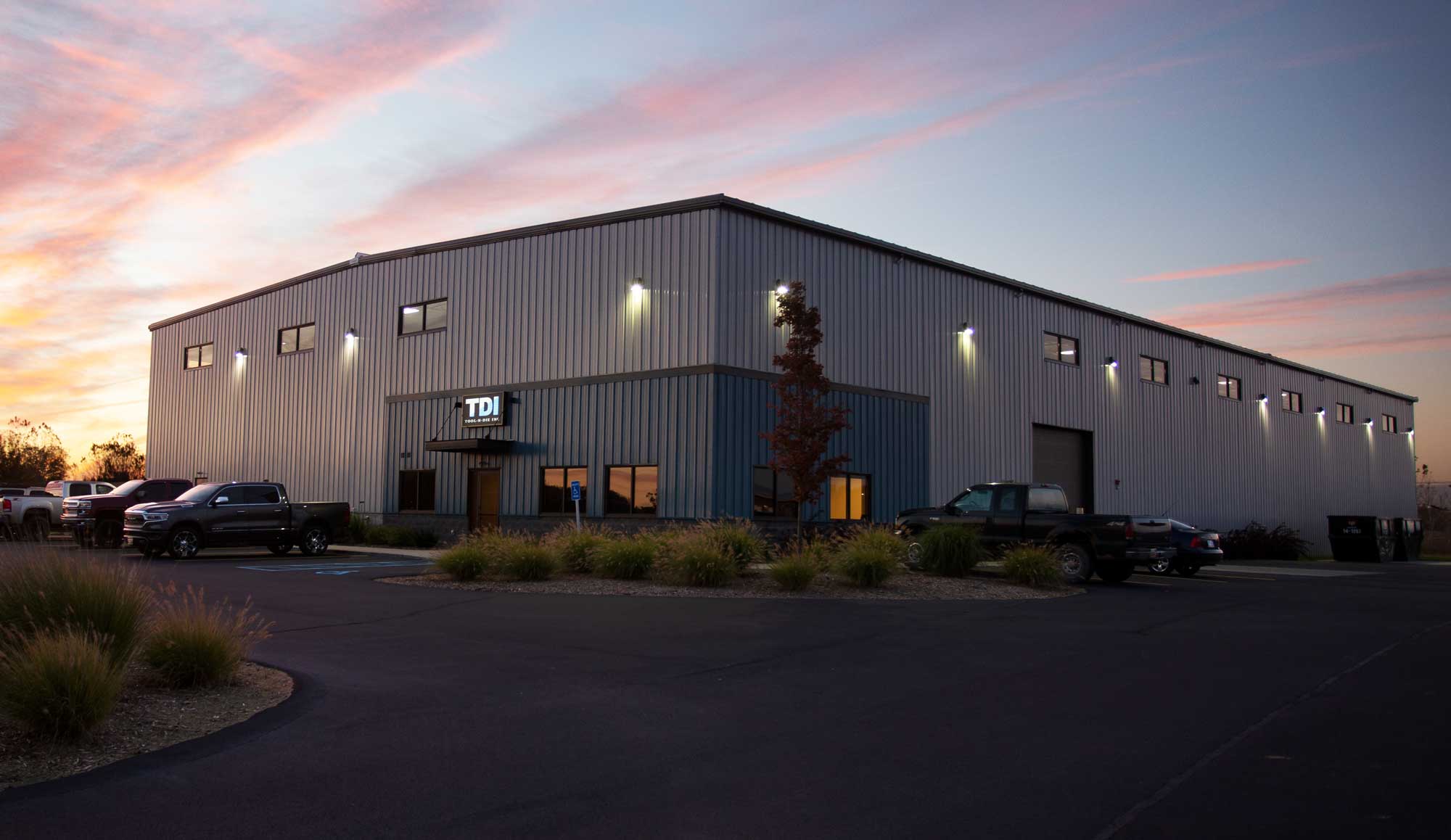 TDI_ext_bldg_v2.jpg