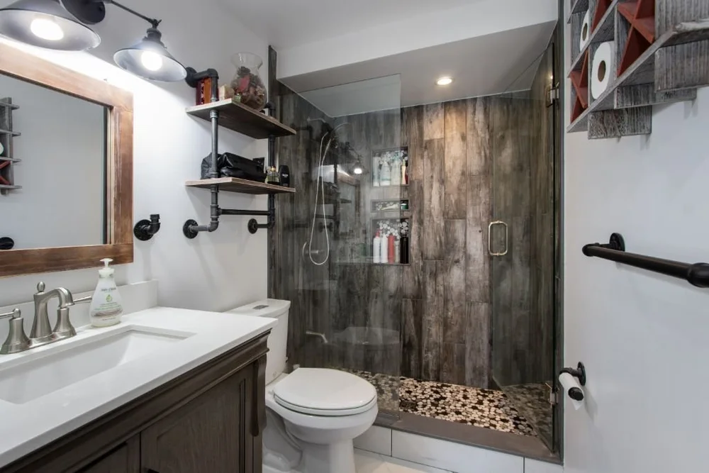 Gallery Detail: 15 Ideas To Revamp Your Bathroom On A Shoestring Budget