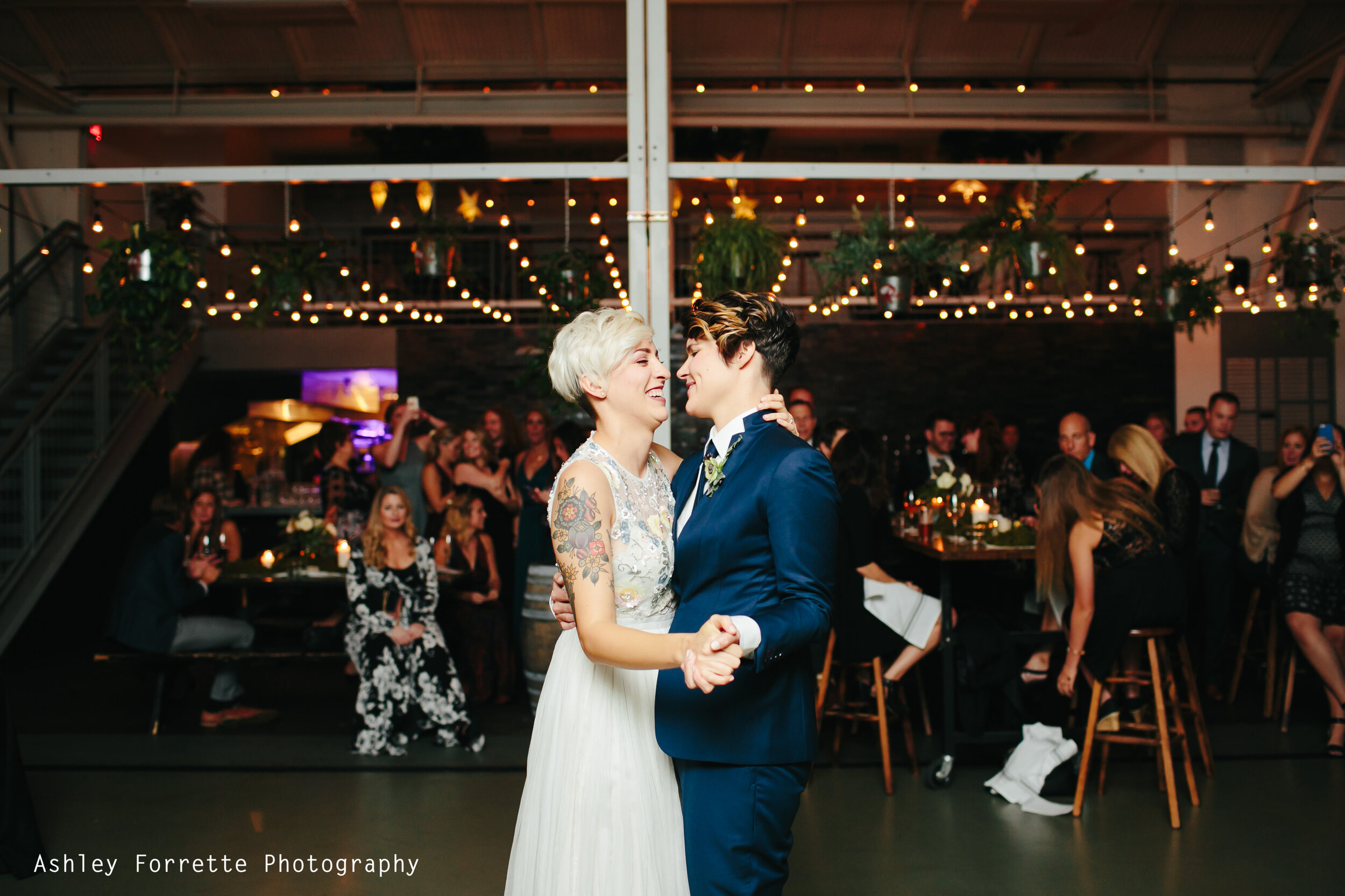 CoopersHall-Wedding-FirstDance-AshleyForrettePhotography.JPG