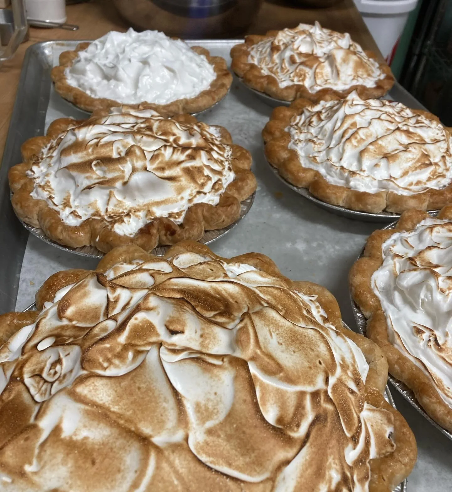 We pulled off our biggest Christmas Eve bake yet ! Come and see us, it&rsquo;s warm in here and smells amazing. We are packaging up easy-to-grab gift boxes of cookies and brioche wreaths. Open today until 3pm Merry Christmas ❤️