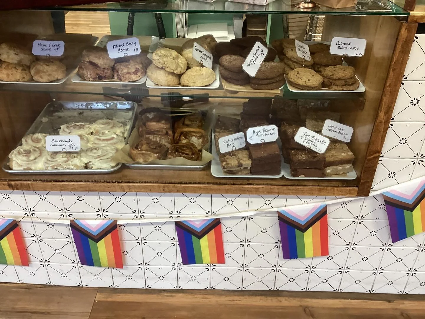 Good morning folks! Our case is full of all sorts of wonderful treats so stop on by for a cup of tea or coffee and get some bread while you&rsquo;re at it! Our specialty loafs are cranberry walnut and garlic rosemary today and we have curried lentil 