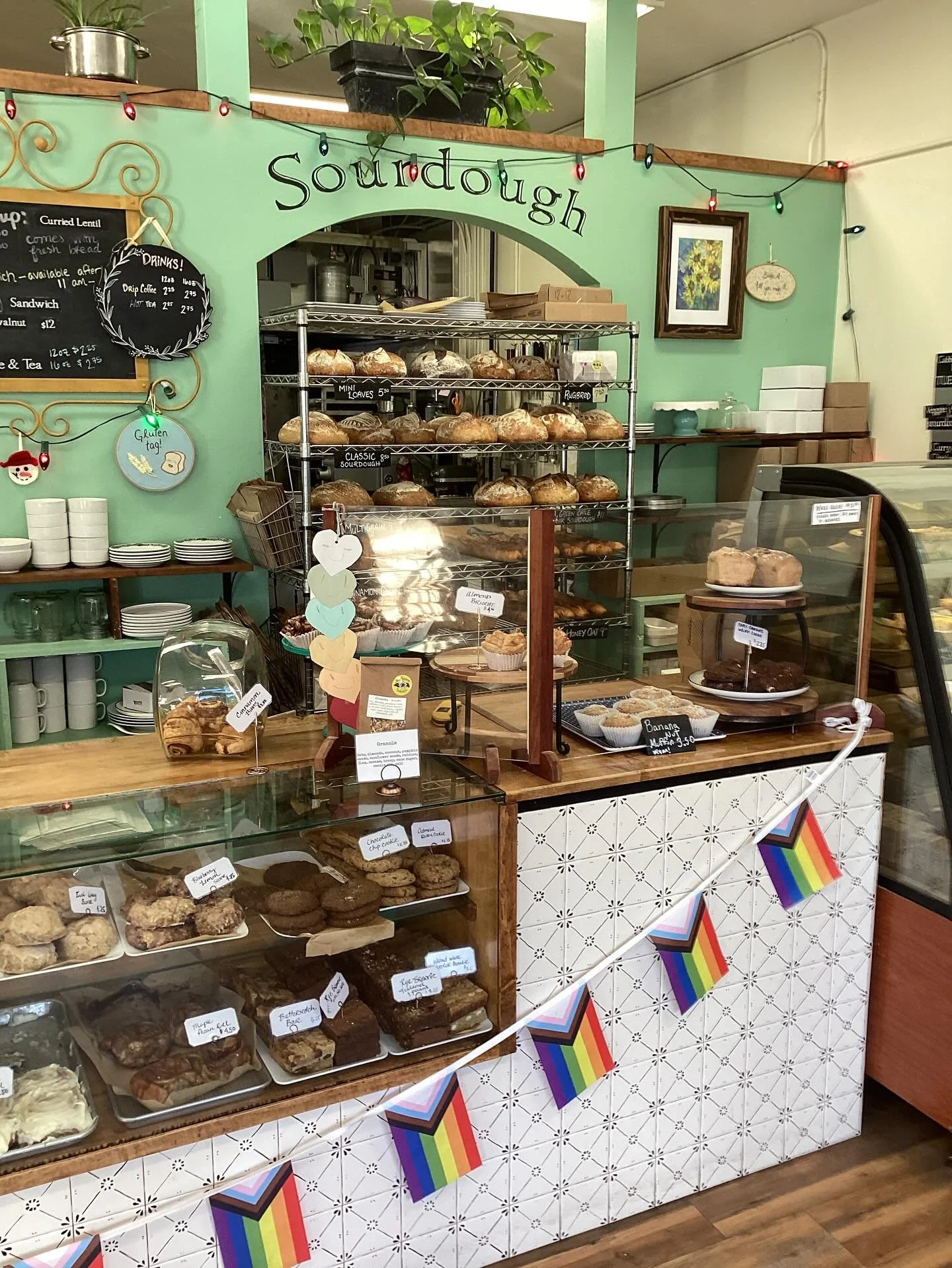 Happy Saturday! We are open until 1:30 today and have plenty of bread on the shelf! Drop by to say hi and get a turkey sandwich on cranberry walnut bread!