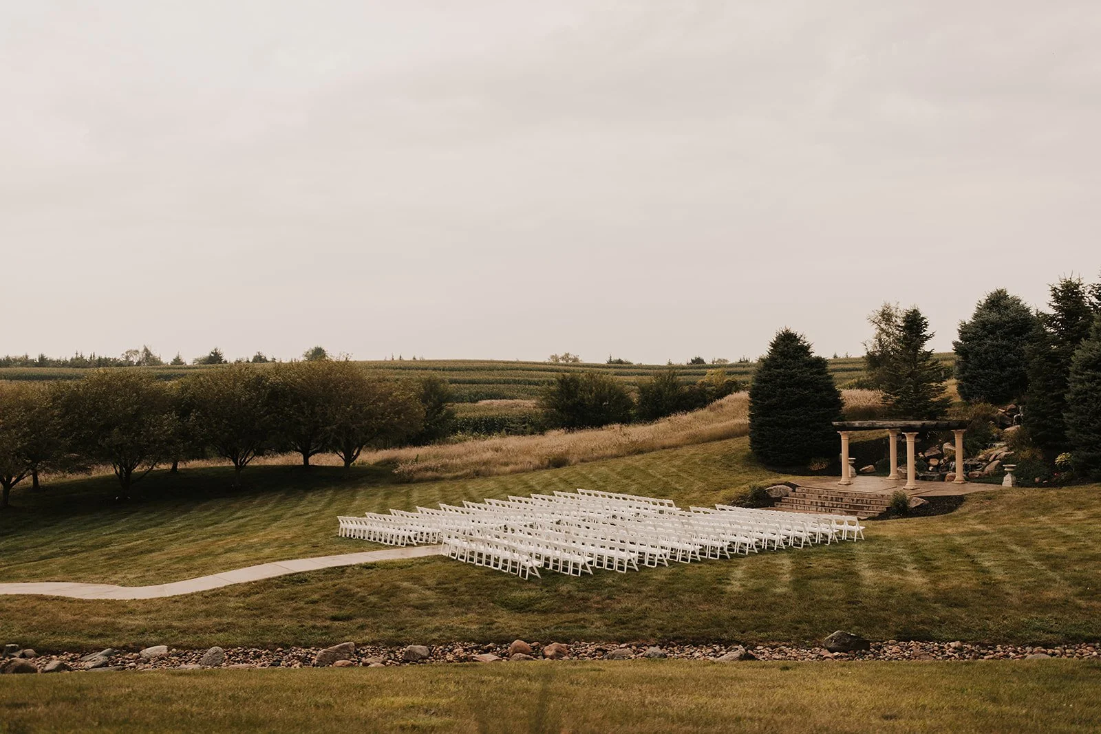 THE FOUNTAINS BALLROOM