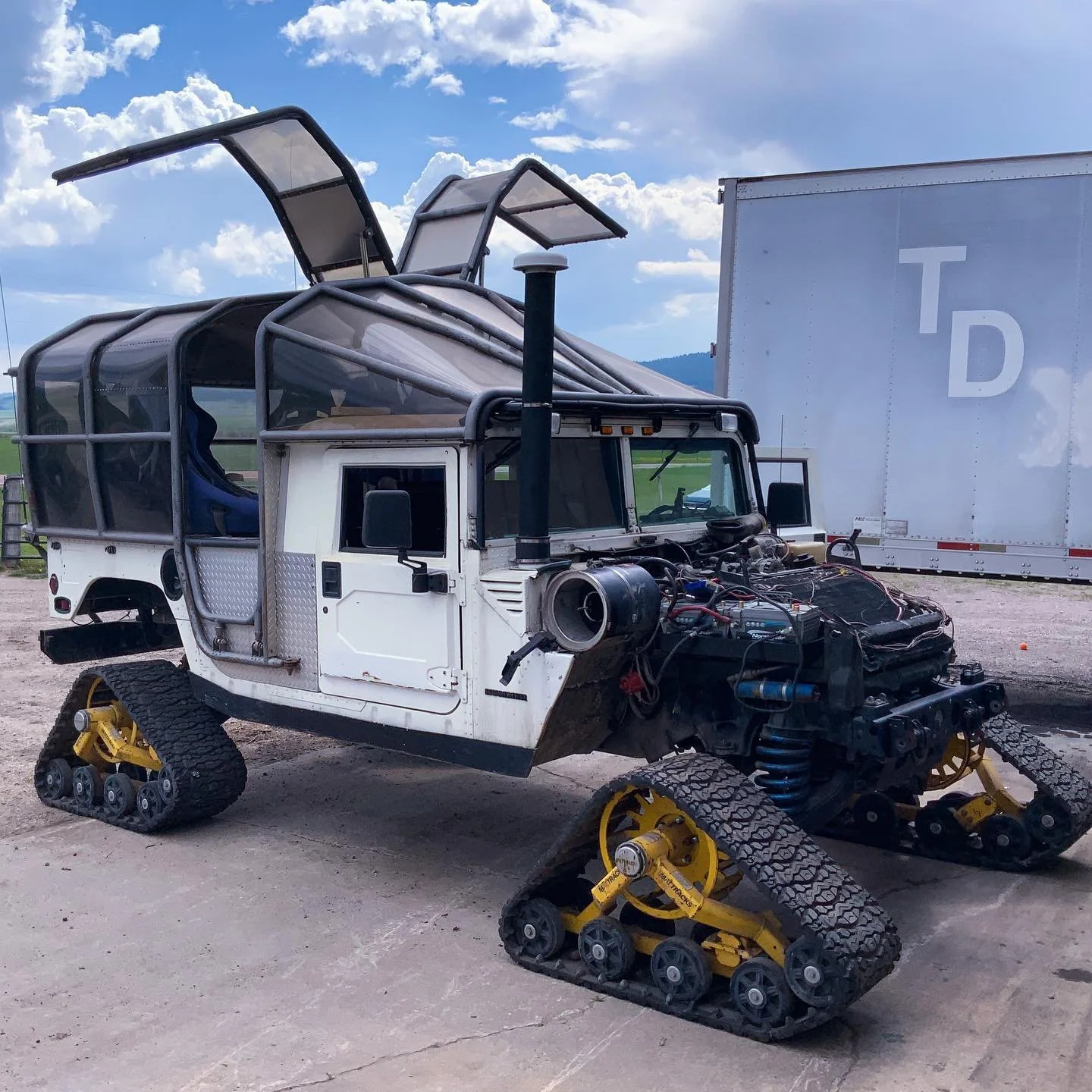 #expeditionvehicle #expeditionportal  #hummer #h1hummer #hummerh1 #humvee #hummerfreak #hummers #hummerclub #hummerlife #hummerporn #photographyislife #montanafun