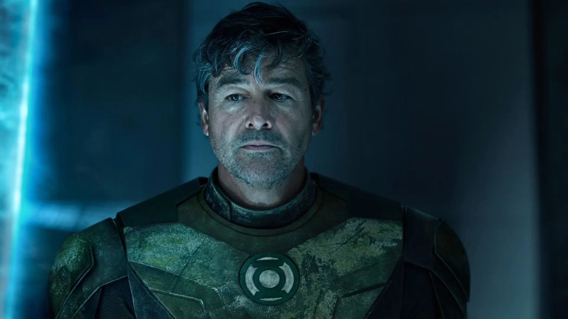 kyle-chandler-as-hal-jordan-green-lantern.jpg