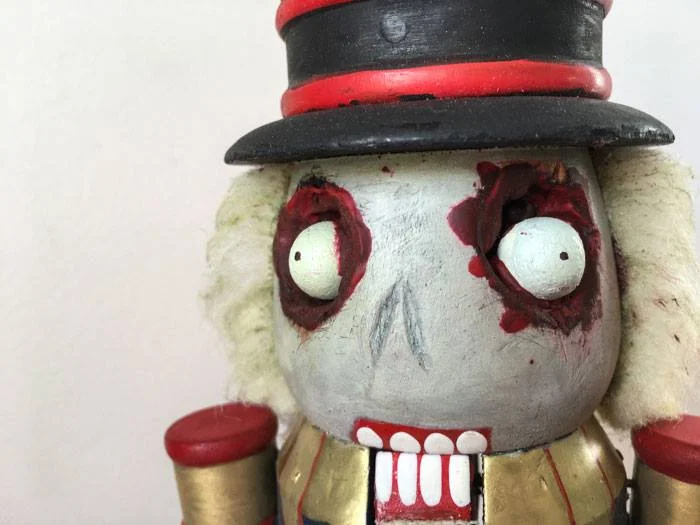 Zombie Nutcracker courtesy of Lucy Fairweather of Fair Ivy and Supriseaholic.