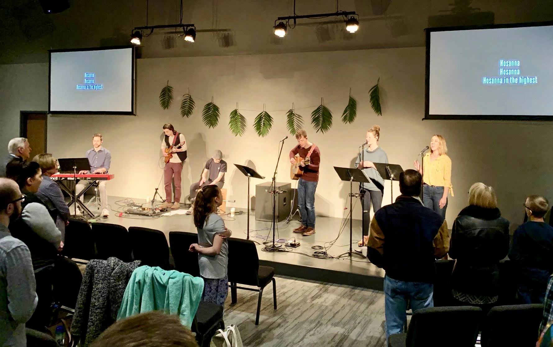 Sunday worship at Redeemer City.