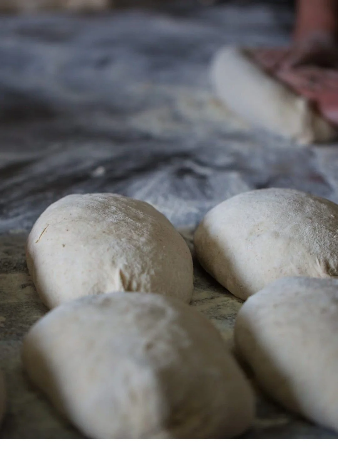 You can taste when bread has been made quickly.
And you can taste when it has been given the time it needed.
That difference is not imaginary.
It is chemistry, craft, and patience working together.

#sourdoughbakery #flourwatersalt #proudlysouth