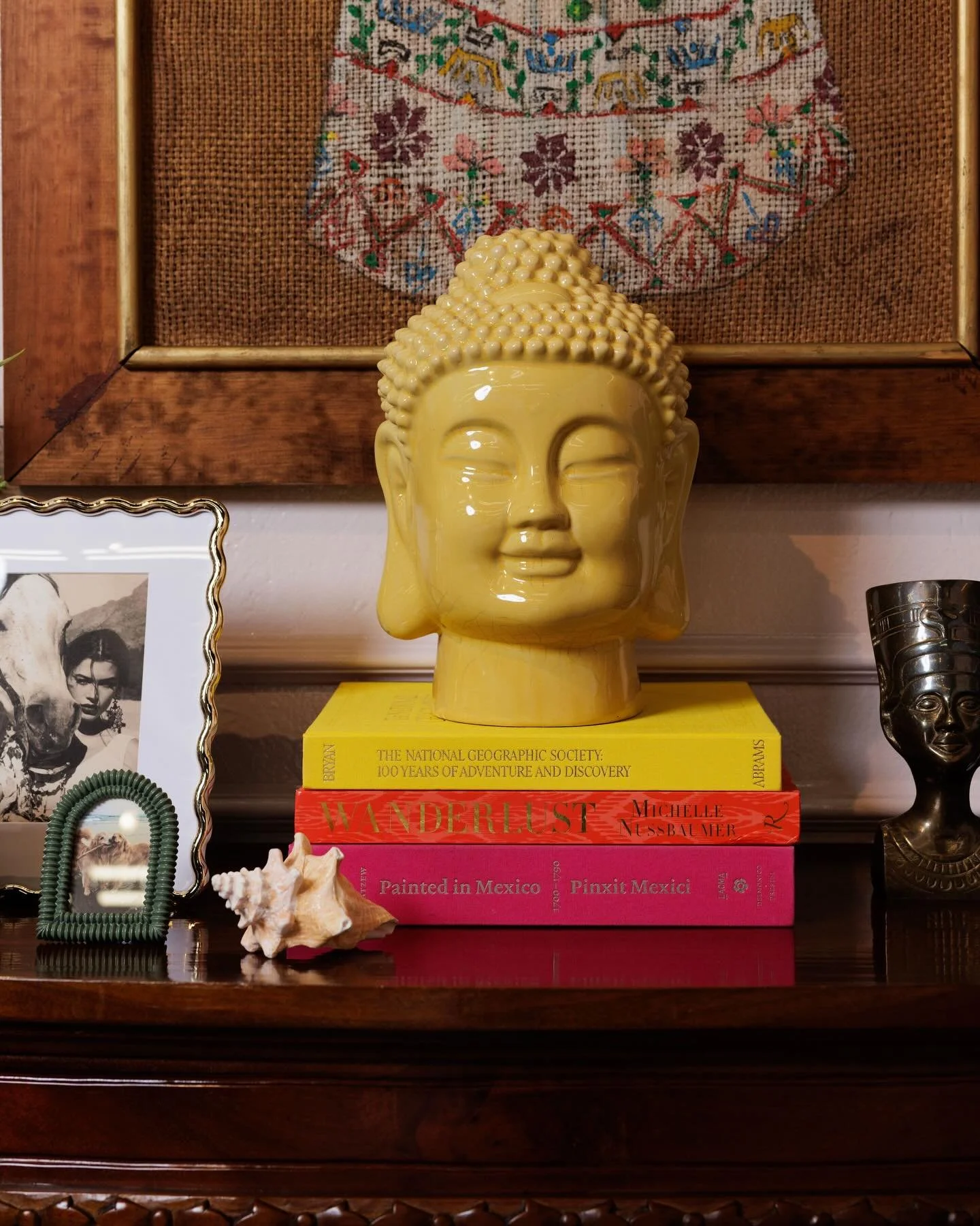 Sunny Disposition. Meet my lovely butter yellow Buddha.🌞
The ultimate mood-booster for your home! She&rsquo;s my booth&rsquo;s good luck charm, spreading happy vibes to everyone who visits!
Ready to take her home? She&rsquo;d make the perfect center