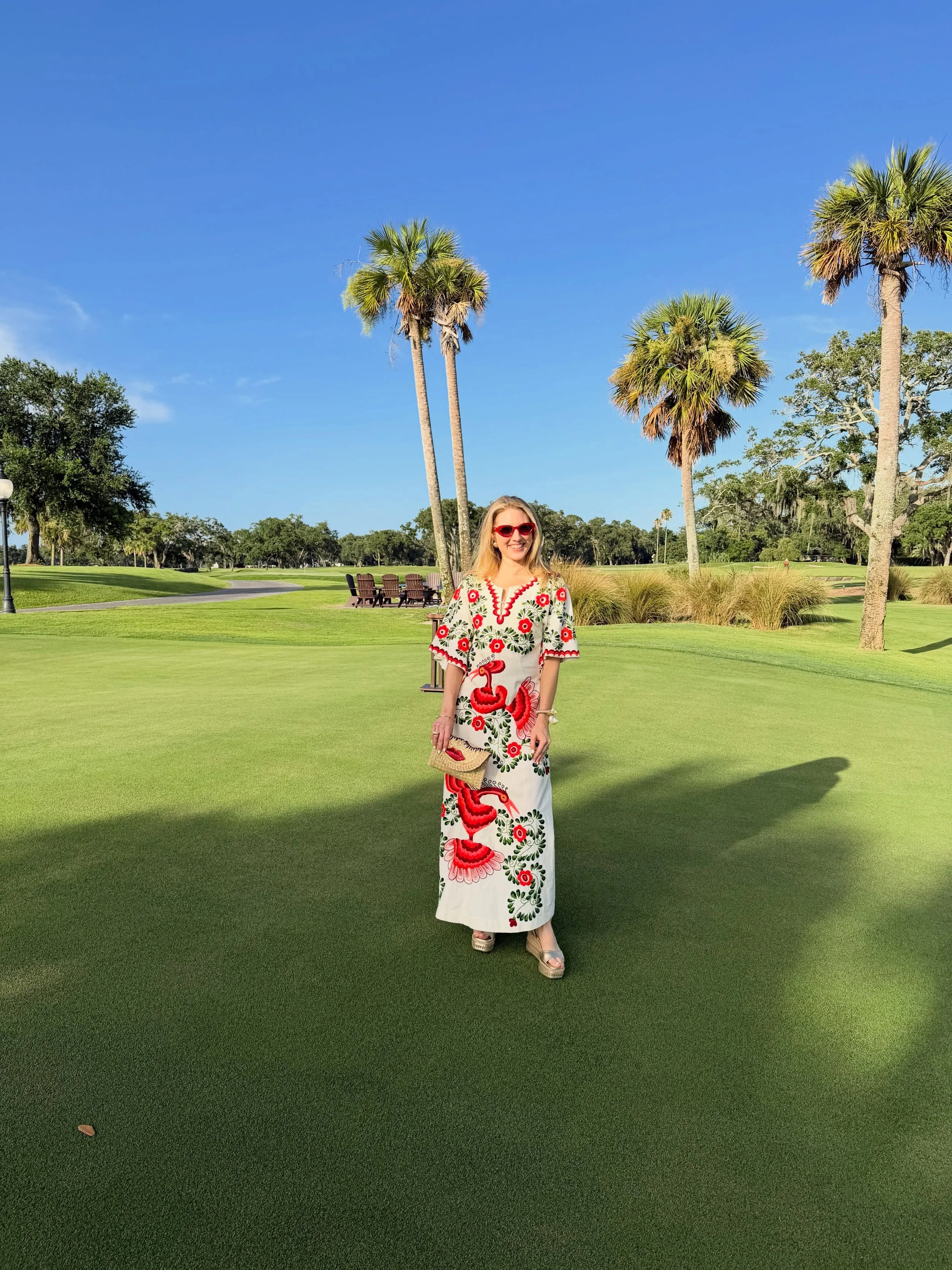 🇺🇸🌭💥 Americana #StyleFile

New favorite clutch from Bahamas 💋

Gem I found in San Antonio 🕊️🕊️

This car! 🐂

Two piece set @fahertybrand 💙
In love with their entire summer collection. 

@fahertybrand 

@seaisland 🇺🇸

Two piece set @solidan