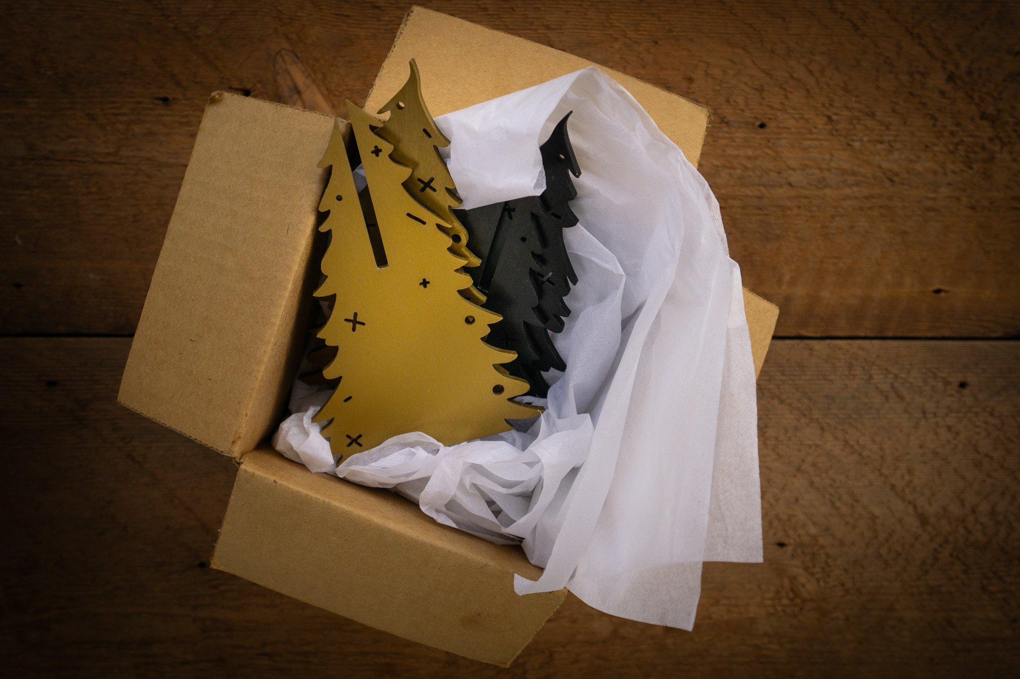 trees gift box.jpg